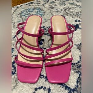 ABERCROMBIE AND FITCH WOMAN SANDALS